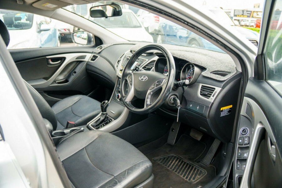 2013 Hyundai Elantra MD3 Trophy Sedan Image 13