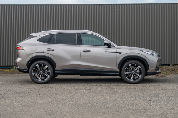 2026 MG HS Essence Hybrid+ SUV Image 6