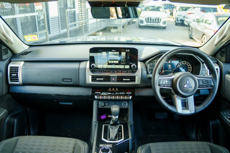 2023 MY24 Mitsubishi Triton MV GLS Ute Image 16