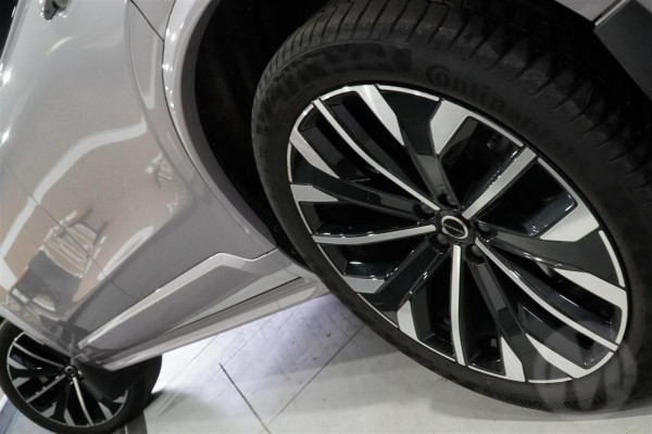 2025 MY26 Volvo XC90 L Series Ultra B5 Dark SUV Image 7