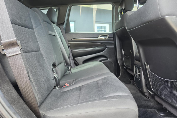 2014 Jeep Grand Cherokee WK Laredo SUV Image 19