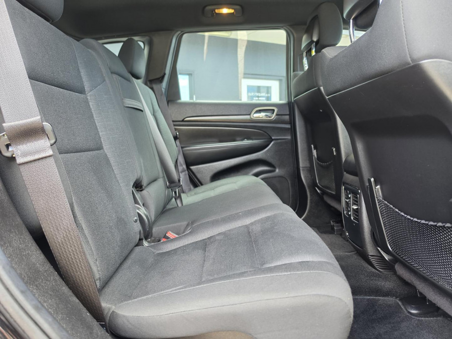2014 Jeep Grand Cherokee WK Laredo SUV Image 19