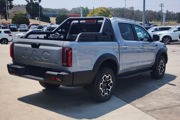 2025 MY24 JAC T9  Haven Ute