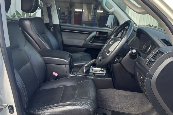 2012 MY13 Toyota LandCruiser VDJ200R GXL SUV Image 22