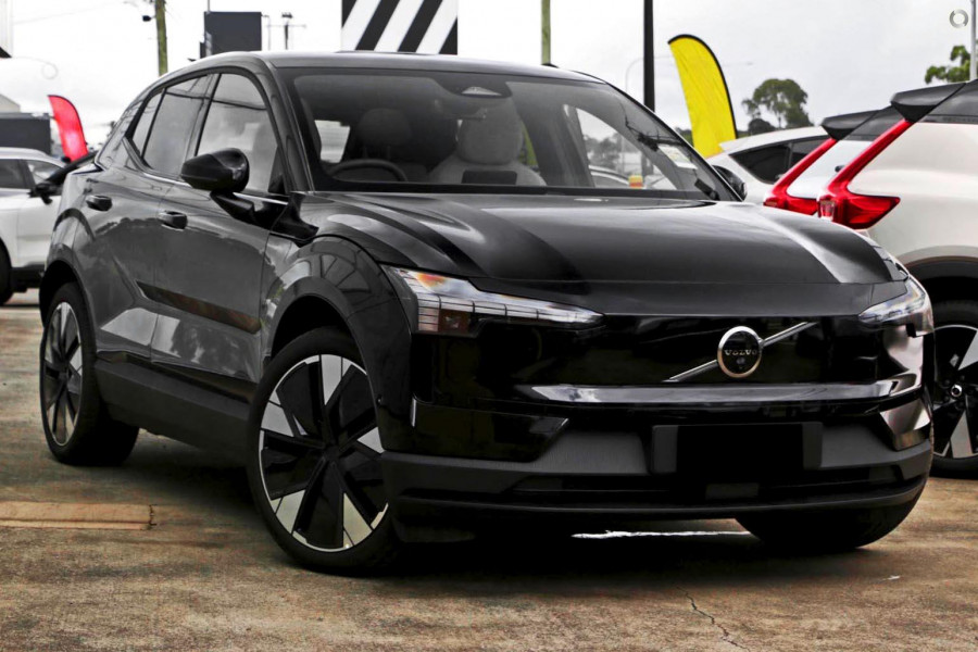 2025 Volvo EX30  Twin Motor Performance Ultra SUV Image 1