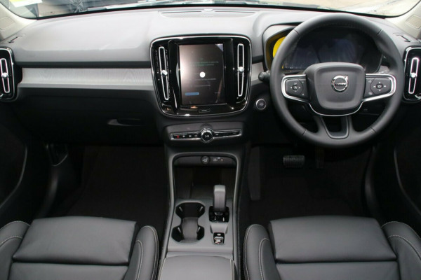 2025 MY26 Volvo XC40 XZ Plus B4 SUV Image 6