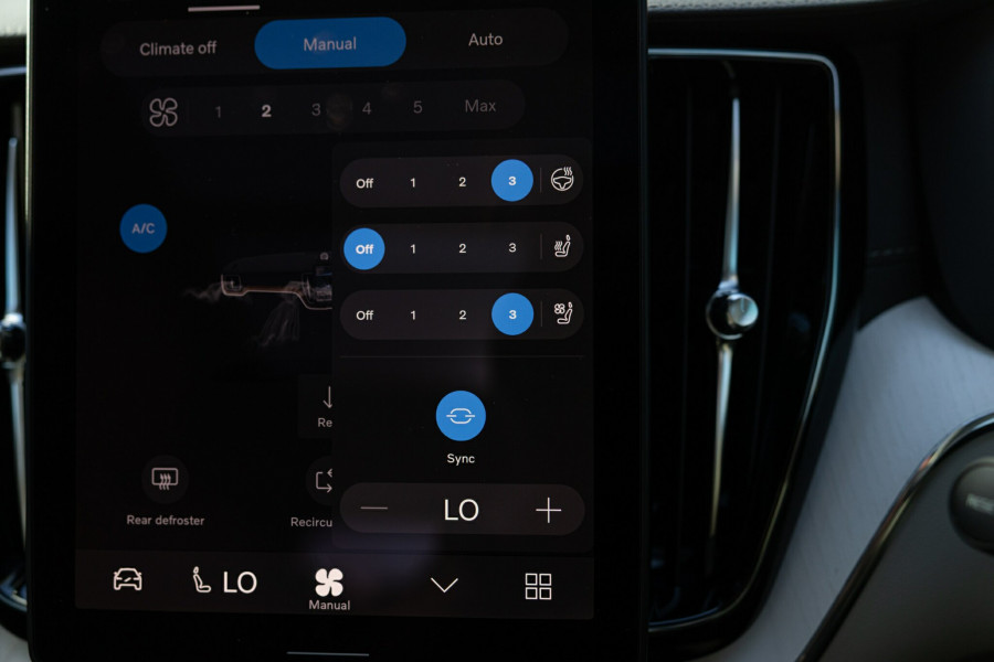 2026 Volvo XC60 UZ Ultra B5 Dark SUV Image 26
