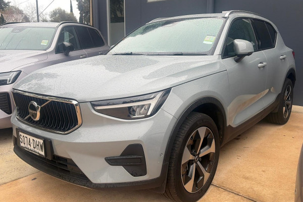 2025 MY26 Volvo XC40 XZ Plus B4 SUV Image 1
