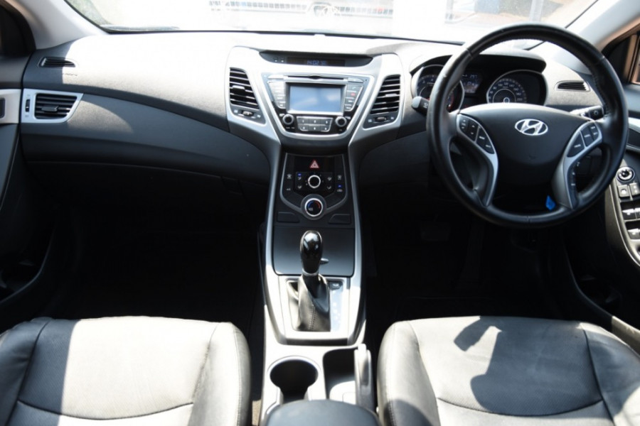 2013 MY14 Hyundai Elantra MD3 Trophy Sedan Image 8