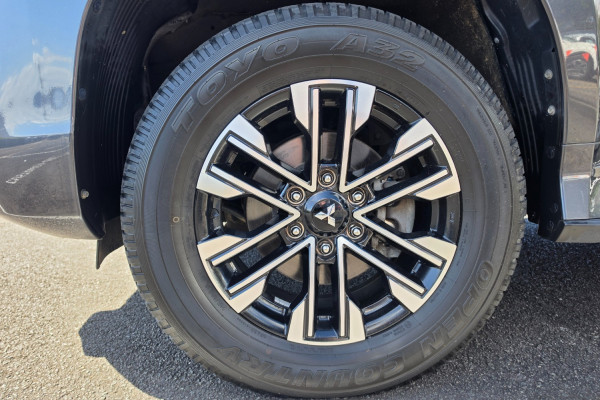 2022 Mitsubishi Pajero Sport QF Exceed SUV Image 14