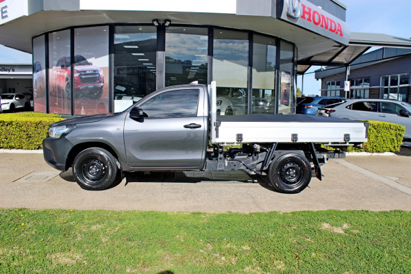 2024 Toyota HiLux TGN121R WorkMate Cab Chassis Image 5