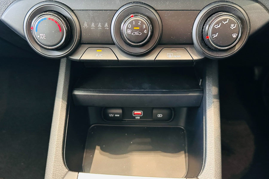 2024 Kia Cerato BD S Hatch Image 12