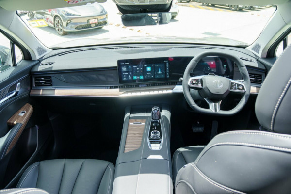 2025 MG QS IS31 Essence SUV Image 20