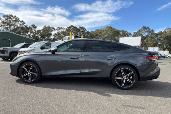2025 MG MG7  Essence Sedan Image 6