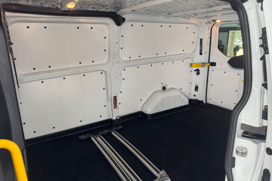 2023 MY23.75 Ford Transit Custom AV Trend LWB Van Image 11