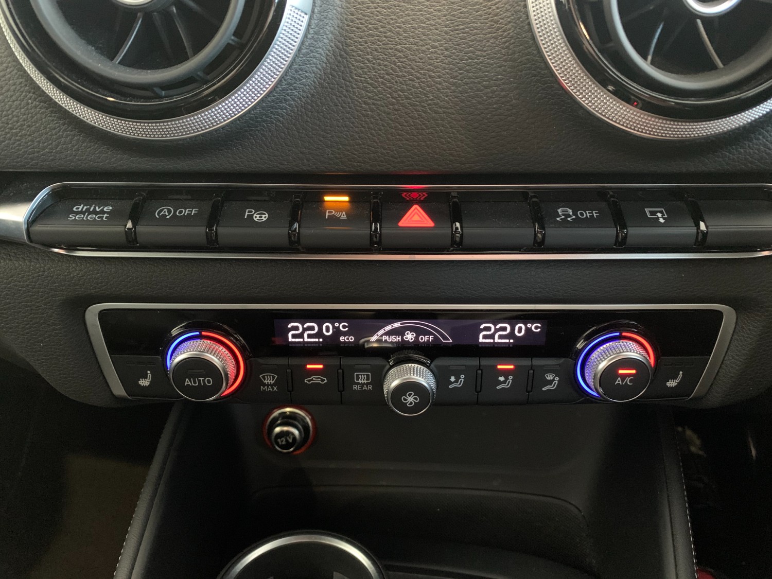 2015 Audi S3 8V MY15 Sedan Image 32