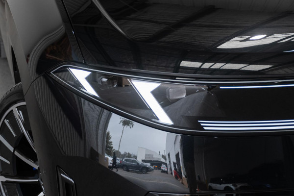 2026 BMW iX3 NA5 M Sport SUV image 25