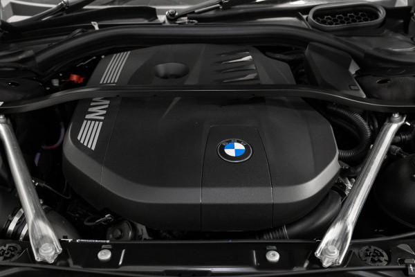 2026 BMW 7 Series G70 740i M Sport Sedan image 21