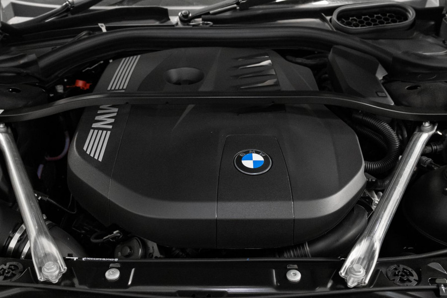 2026 BMW 7 Series G70 740i M Sport Sedan
