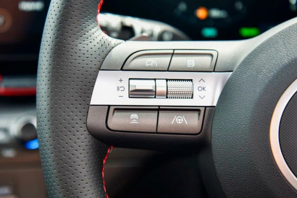 2026 Hyundai KONA SX2.V2  Electric Premium N Line SUV Image 18