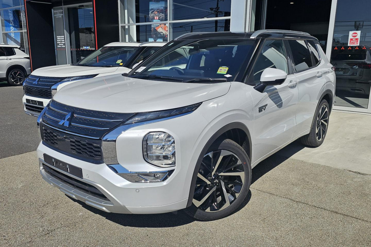 2024 Mitsubishi Outlander ZM PHEV Exceed Tourer SUV