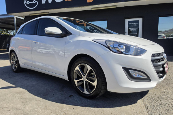 2015 MY16 Hyundai i30 GD3 Series II Active X Hatch Image 5