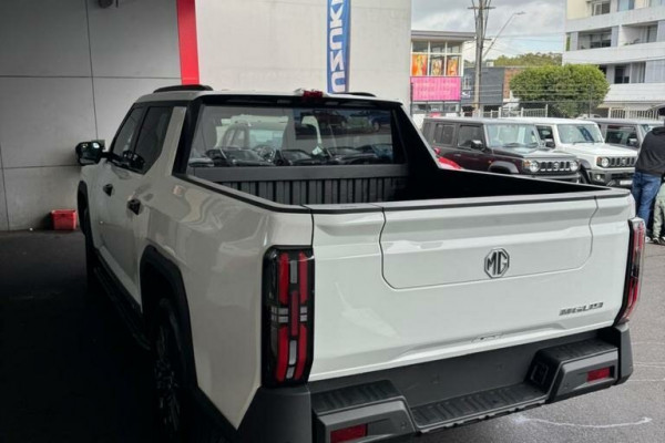 2025 MG U9 EKK1C Explore Pro Ute Image 3