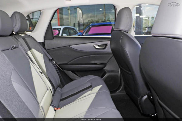 2026 MG MGS5 EV ZS3EM Essence 62 SUV Image 4