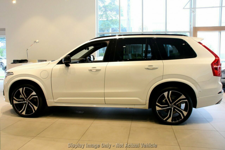 2024 MY25 Volvo XC90 L Series Ultra T8 Plug-In Hybrid SUV Image 16