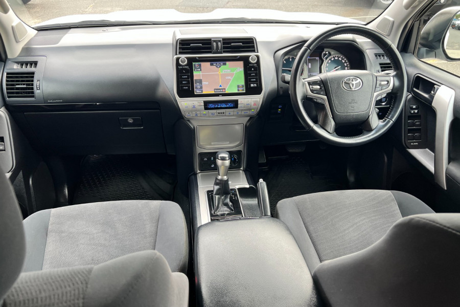 2018 Toyota LandCruiser Prado GDJ150R GXL SUV Image 14