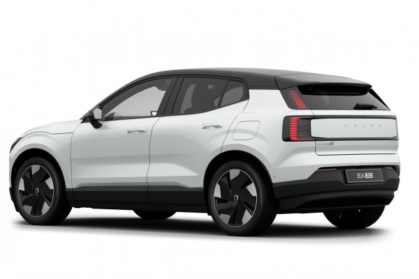 2026 Volvo EX30  Single Motor Extended Range Ultra SUV Image 5