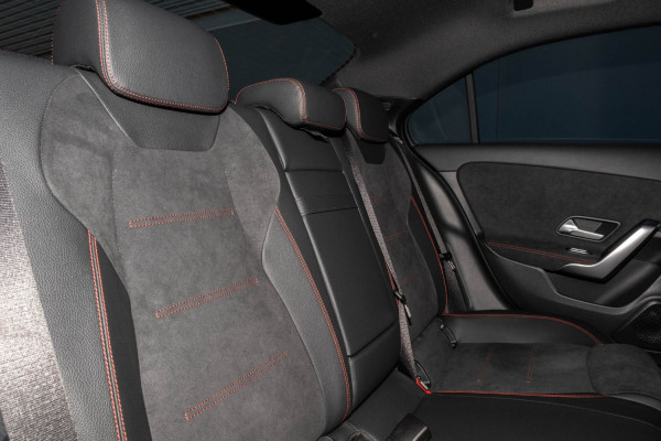 2025 Mercedes-Benz A-Class V177 A200 Sedan image 11