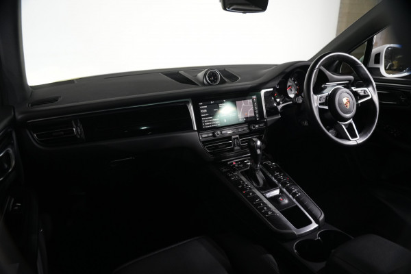 2019 Porsche Macan S SUV image 12
