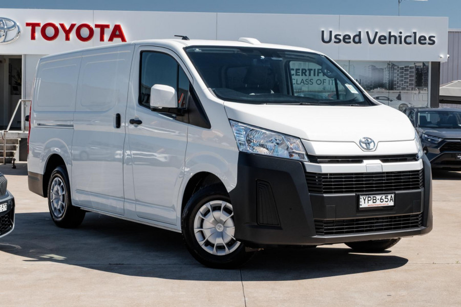 2024 Toyota HiAce GDH300R  Van Image 1