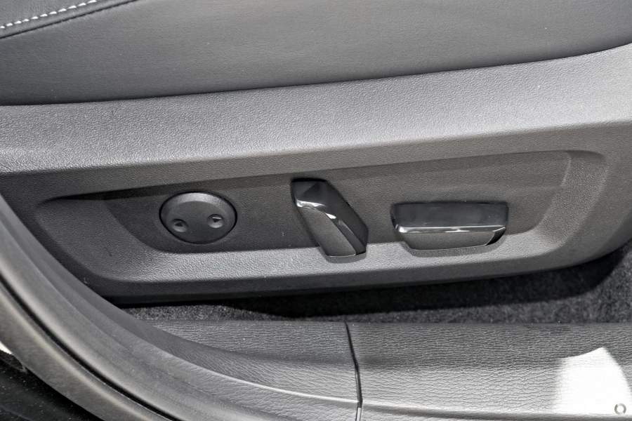 2025 MY24 Mitsubishi Outlander ZM Aspire SUV Image 13