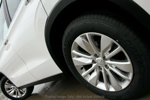 2026 Mitsubishi Outlander ZM ES Wagon Image 4
