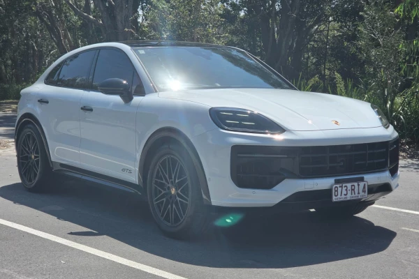 2024 Porsche Cayenne E3 II Tw.Turbo GTS Coupe Image 2