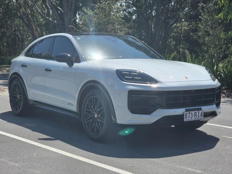 2024 Porsche Cayenne E3 II Tw.Turbo GTS Coupe Image 2