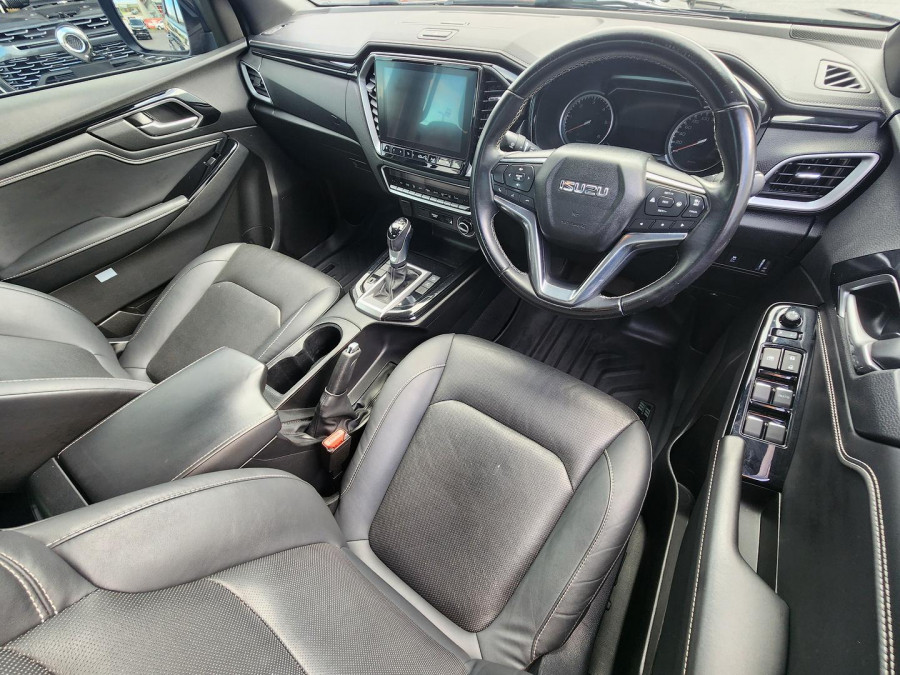 2021 Isuzu D-MAX RG X-TERRAIN Ute Image 16