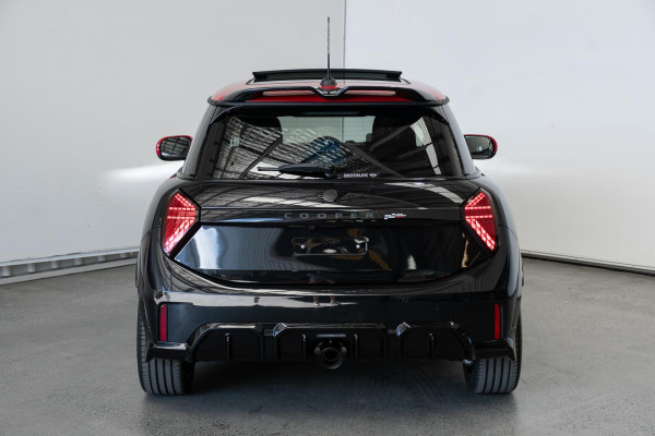 2026 MINI Cooper F66 JCW Favoured Hatch image 5