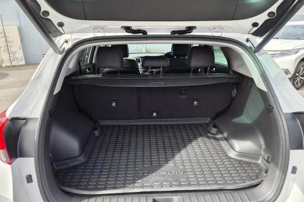 2016 Hyundai Tucson TLe Highlander SUV Image 25