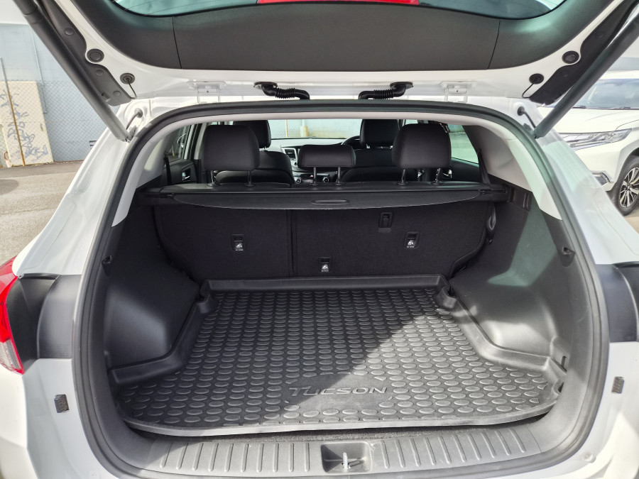 2016 Hyundai Tucson TLe Highlander SUV Image 25