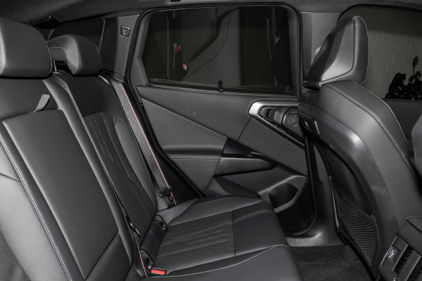 2025 BMW X3 G45 40d xDrive SUV image 9