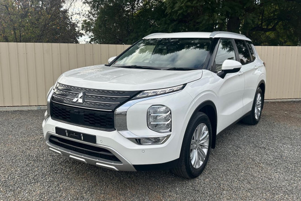 2021 MY22 Mitsubishi Outlander ZM LS SUV