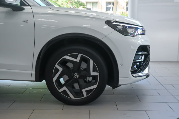 2025 Volkswagen Tiguan CT 150TSI R-Line SUV image 25