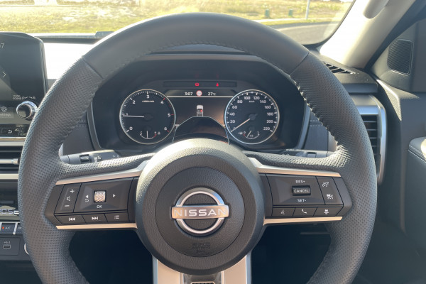 2025 MY26 Nissan Navara D27 ST-X Ute Image 13