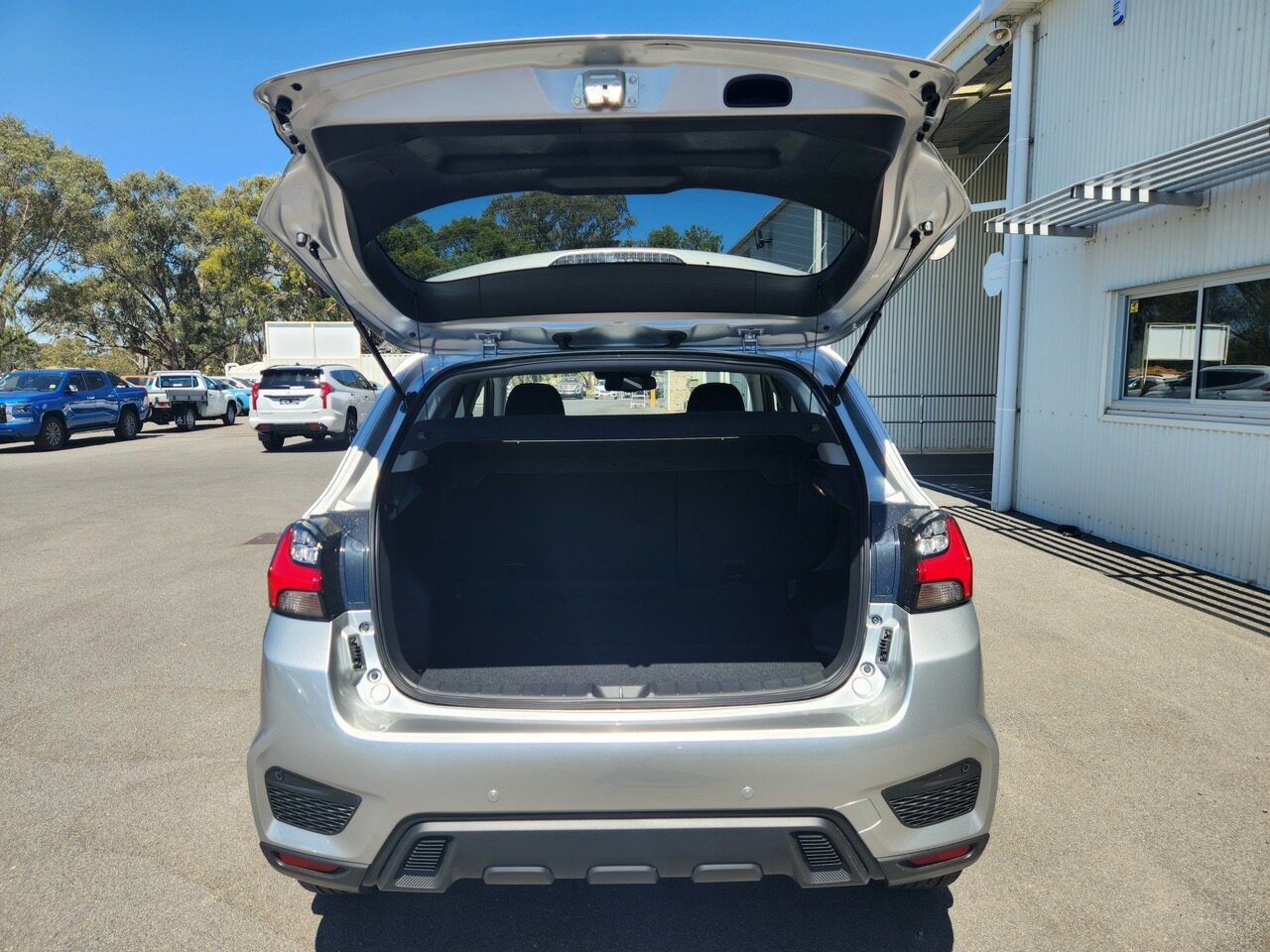 2024 Mitsubishi ASX XD LS SUV Image 9