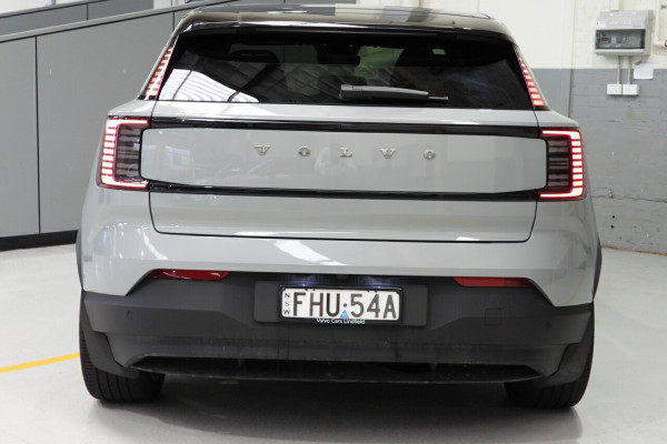2024 Volvo EX30  Twin Motor Performance Ultra SUV Image 4