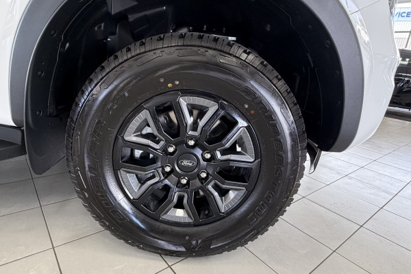 2026 MY26.5 Ford Ranger P703 Black Edition Ute Image 11