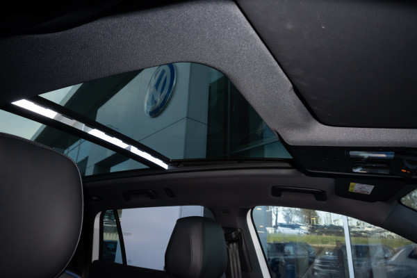 2025 Volkswagen Tayron R4 195TSI R-Line SUV Image 11